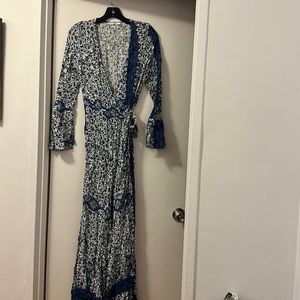 Le Salty Label (Australian brand), floral maxi dress worn once!